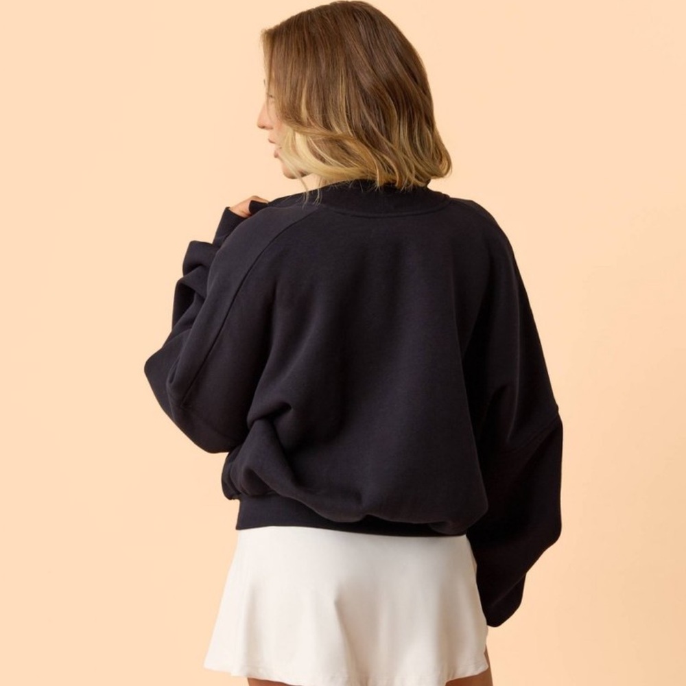 Blogilates Black Bomber - Picture 2 of 8